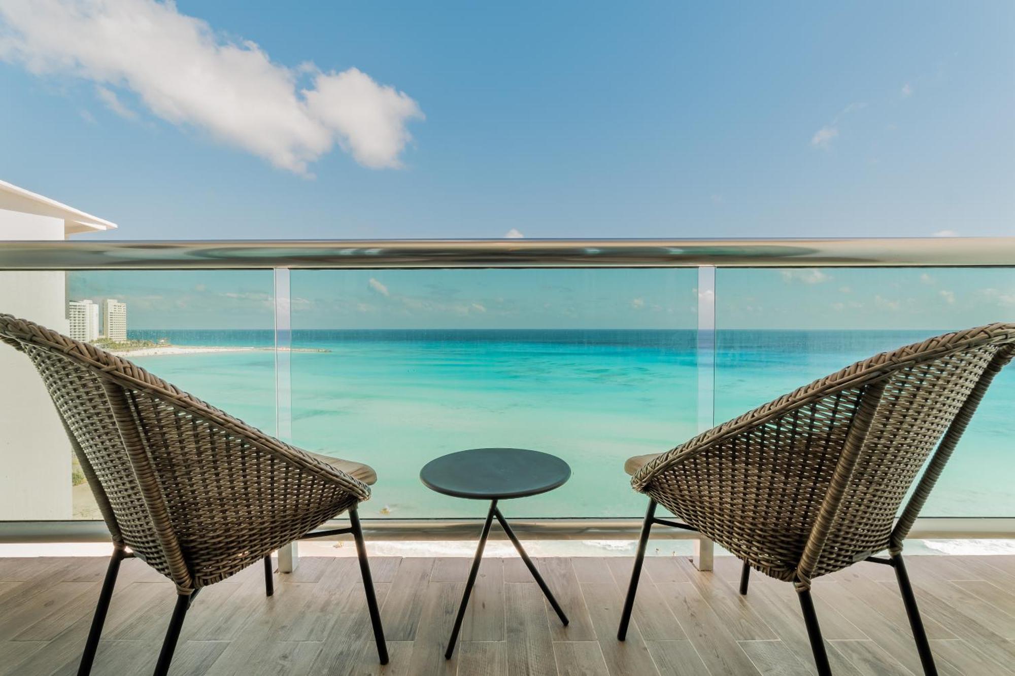 The Ocean Vibes Suites By Casa Paraiso Cancún Eksteriør billede